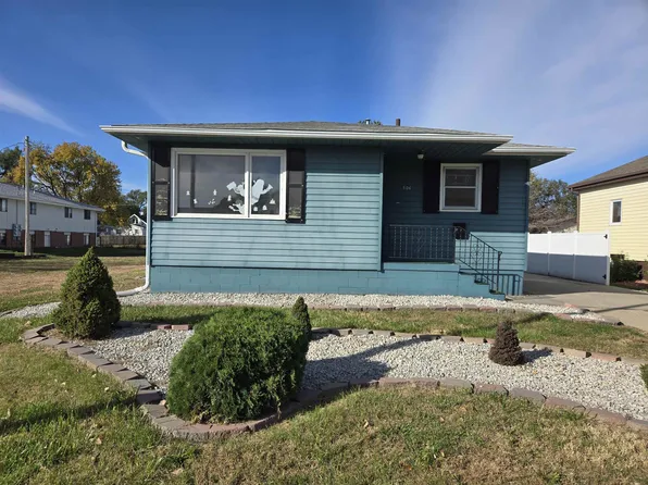 506 S 1st St, Norfolk, NE 68701