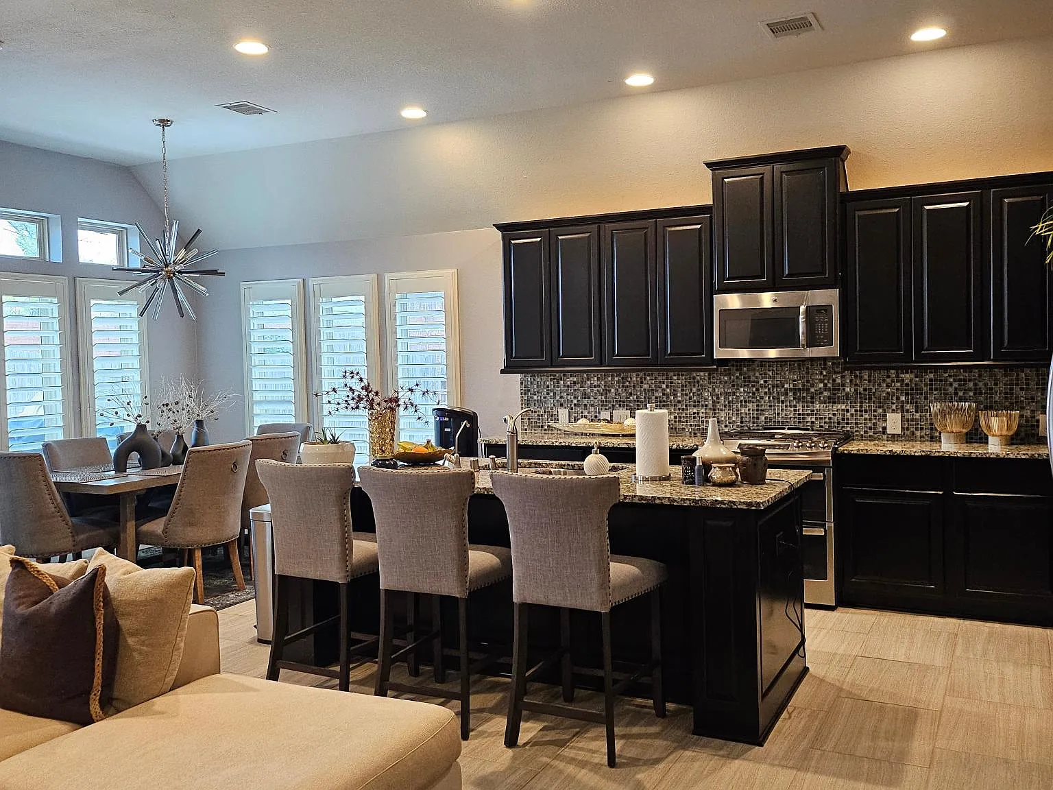 2608 Mountain Sage Dr — Photo 4