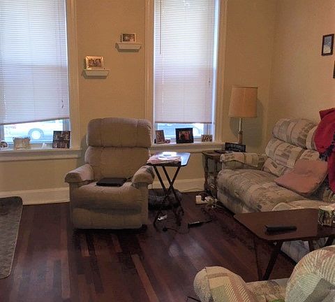 3rd image of 3534 N Hoyne Ave #1