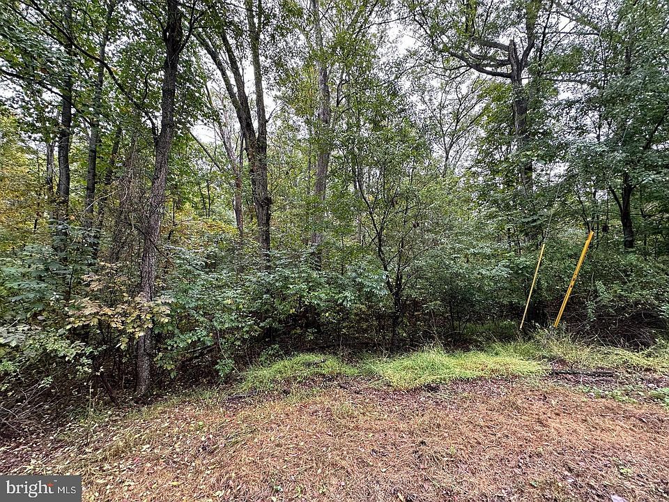 1st image of 181 Oak Dr