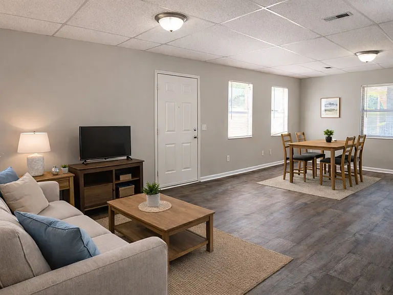 Huge Living Area with Flexible Space