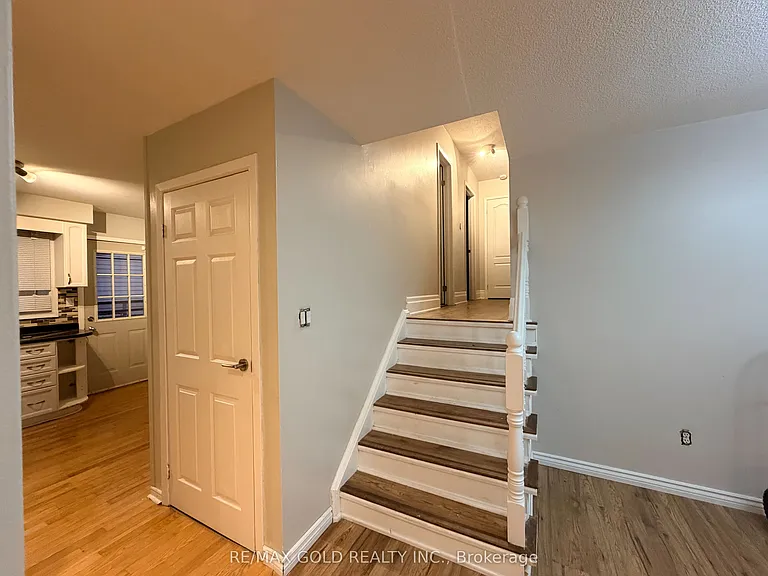 166 Harmony Rd S — Photo 7