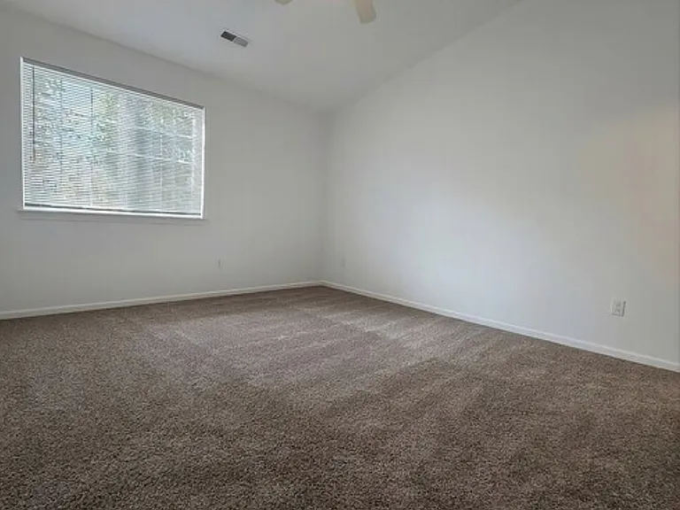 501-8 Gethings Cir — Photo 3