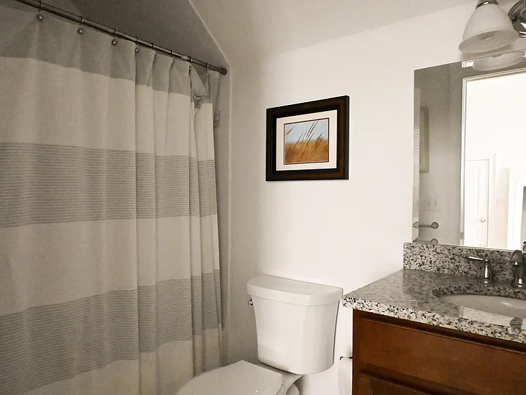 4 Wimbledon Cir — Photo 35