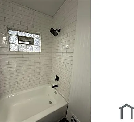 4111 E 59th St #1 — Photo 8