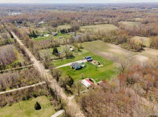 Sherwood Rd, Belleville, MI 48111