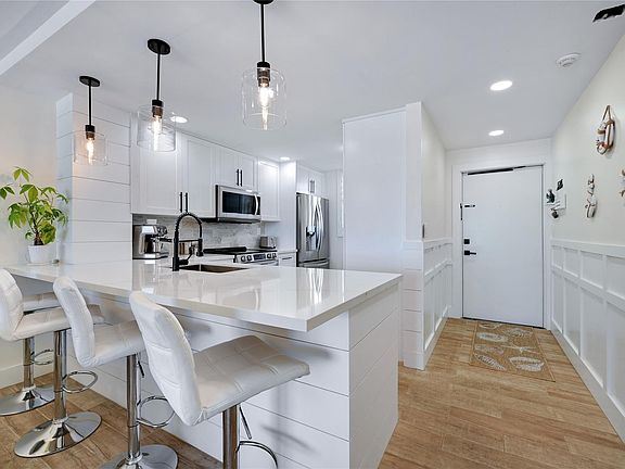 2nd image of 9900 S Ocean Drive #604