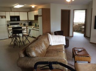 4525 1st Ave SW UNIT 2, Cedar Rapids, IA 52404