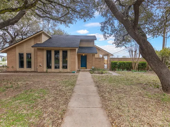 110 Gingerbread Ln, Waxahachie, TX 75165