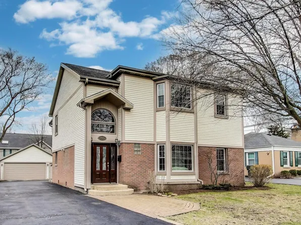 1925 Larkdale Dr, Glenview, IL 60025