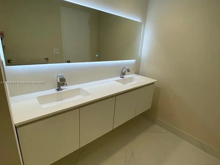4001 S Ocean Dr #10F — Photo 7
