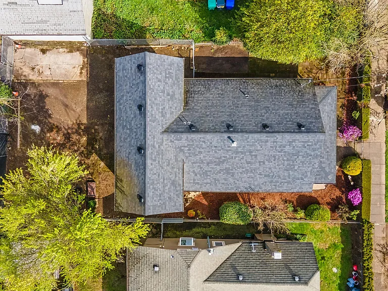 4313 N Kerby Ave — Photo 5
