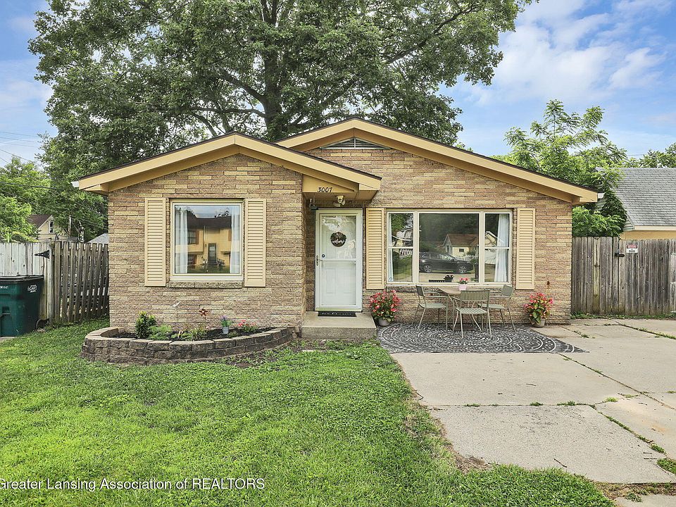 1st image of 3007 Sheffer Ave