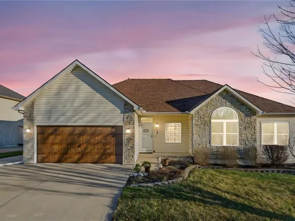 1308 NE 105th Ter, Kansas City, MO 64155