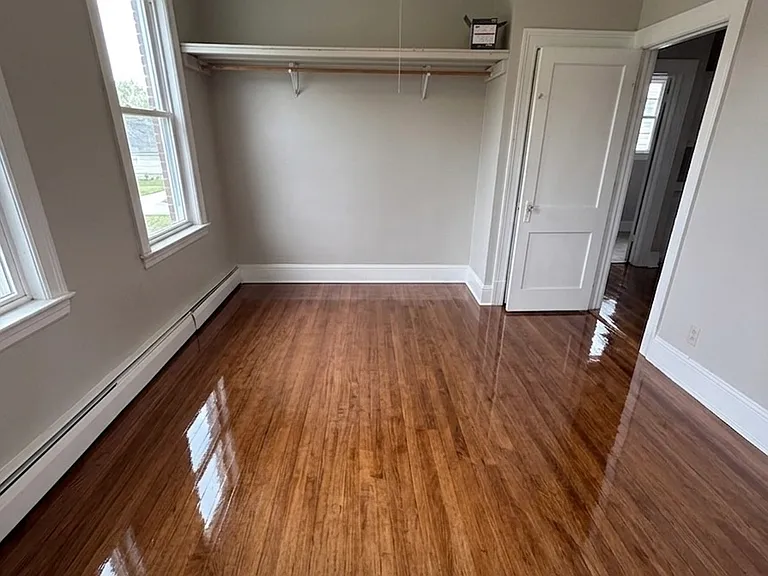 338 Jefferson St #3B — Photo 6
