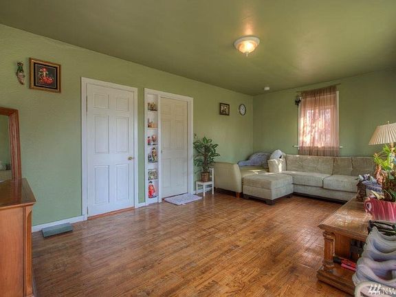 3rd image of 763 S 72nd St