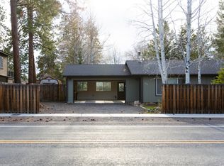 255 N Locust St, Sisters, OR 97759