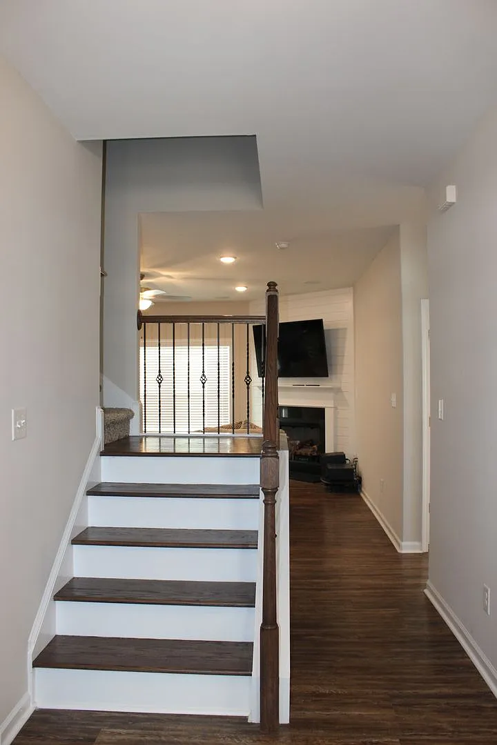 Flexible leasing Terms — Photo 3