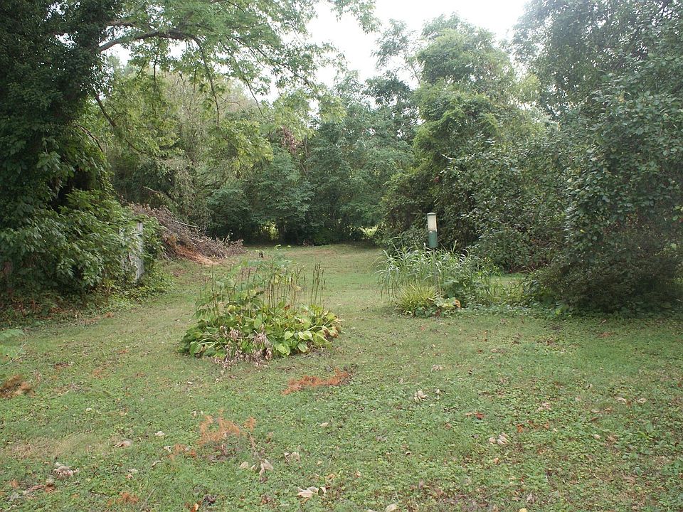 1st image of 165 Cedar Gate Rd