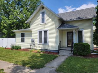 120 E 19th St, Auburn, IN 46706
