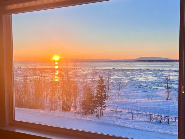 726 O Pl, Anchorage, AK
