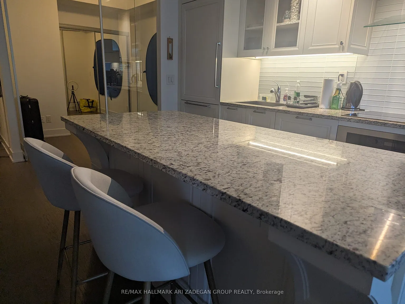 3 bed, $3,800 — Photo 4