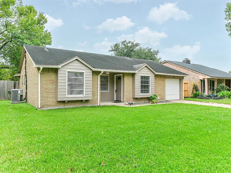 104 Brigadoon Ln