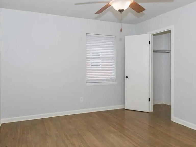 16 Meadowbrook Dr — Photo 16