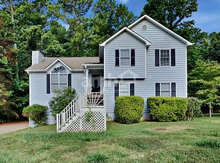215 Bennett Farms Trl, Acworth, GA 30102