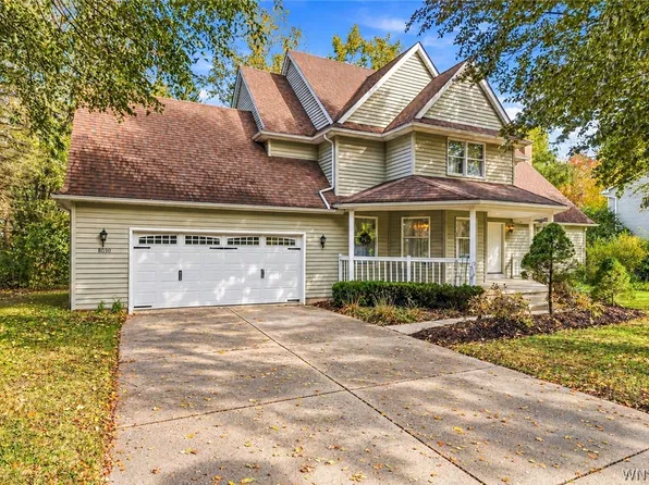 8030 Old Post Rd W, East Amherst, NY 14051