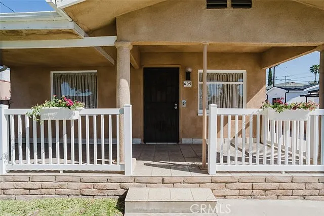 609 Alexander St #A — Photo 23