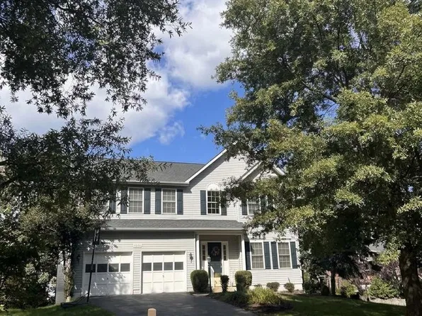 43402 Longview Dr, Ashburn, VA 20147