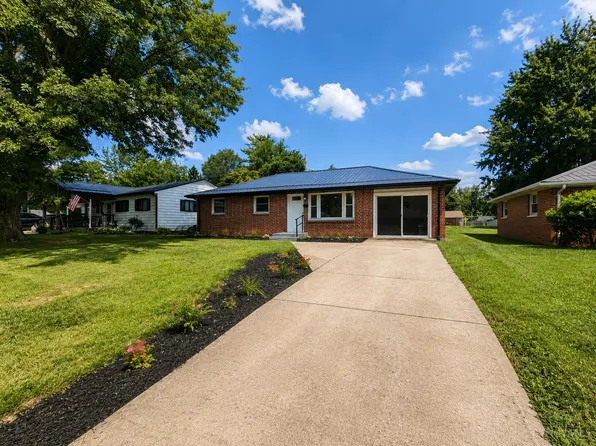 130 W Josie Ave, Hillsboro, OH 45133