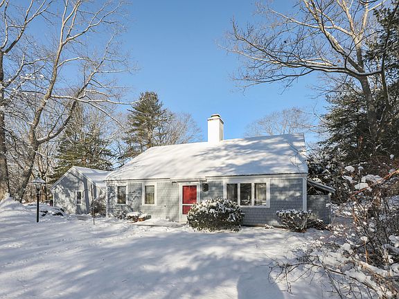 3rd image of 18 Oakview Drive #18