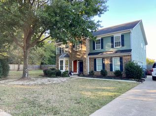 101 Dungeness Dr, Byron, GA 31008