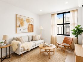 101 Smith St