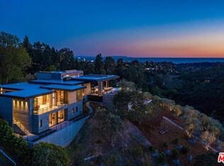 1501 Umeo Rd, Pacific Palisades, CA 90272