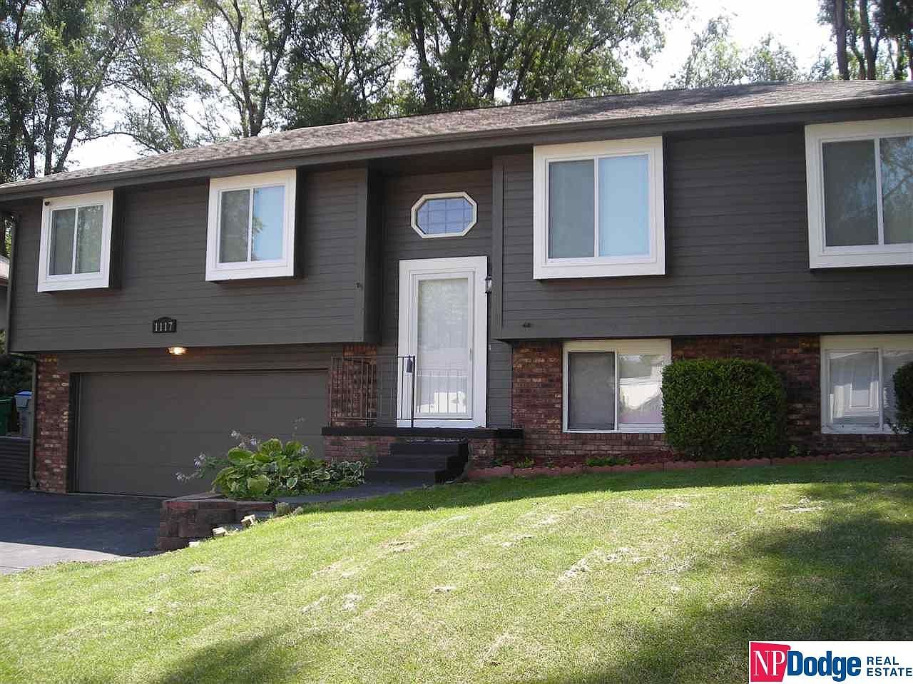 1117 Overland Trl, Papillion, NE 68046 Zillow