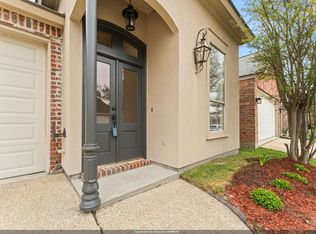 10684 Woodland Oaks Dr, Baton Rouge, LA 70809