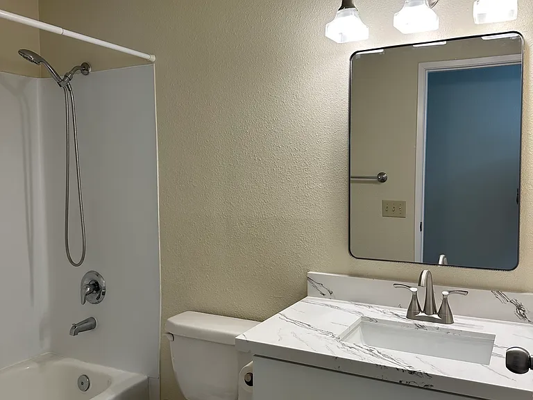5300 Harbour Pointe Blvd #305I — Photo 12