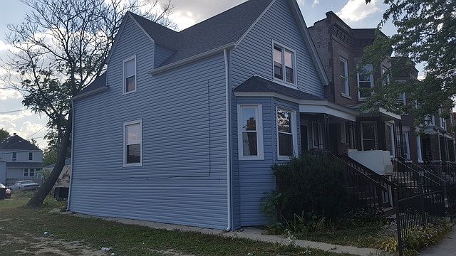 1st image of 4821 W Van Buren St