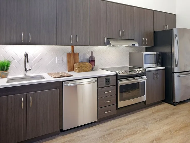 11 Marche Apartments — Photo 41