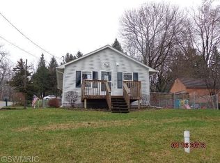 1005 Betterly Rd, Springfield, MI 49037
