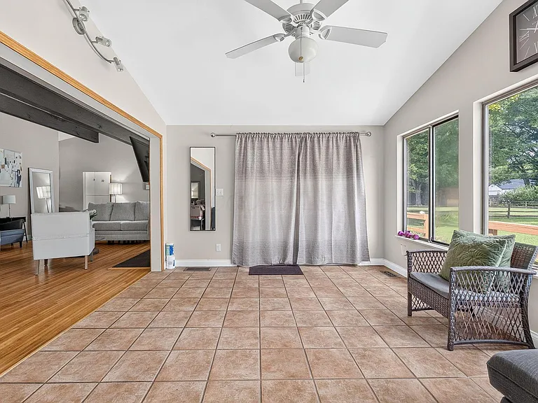 3900 Schirtzinger Rd — Photo 17