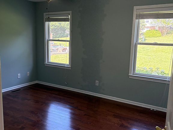 5th image of 1530 Gilmer Cir