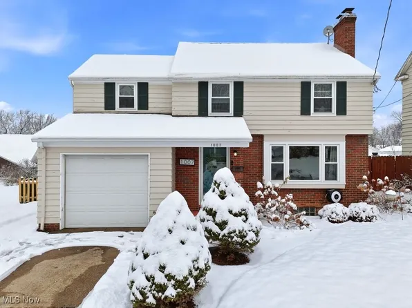 1007 27th St NE, Canton, OH 44714