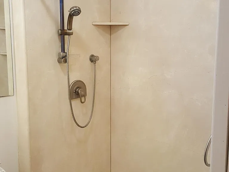 1075 Danbury Dr — Photo 12