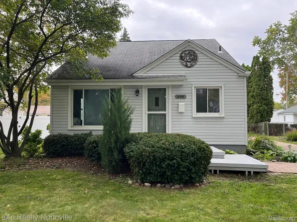 648 S Marias Ave, Clawson, MI 48017