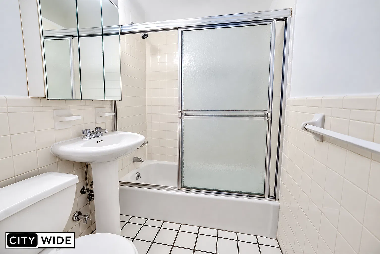 1661 York Avenue — Photo 3