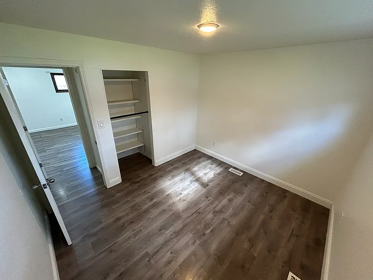 1882 Paul Dr — Photo 39